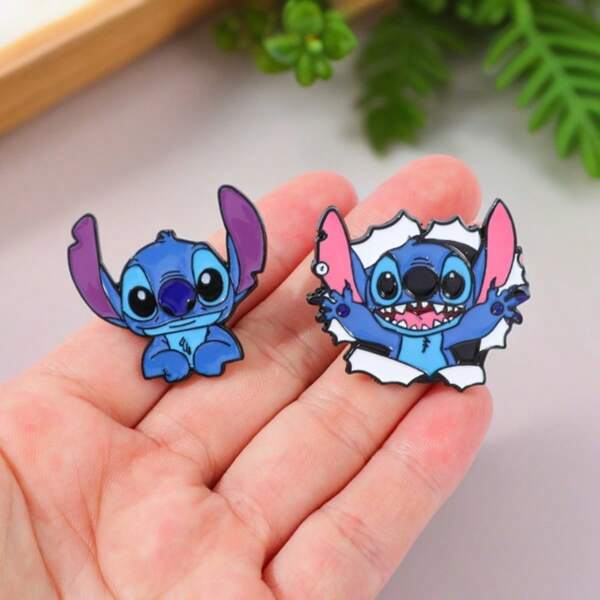 Disney 2/4pcs Cute Cartoon Creative Stitch Metal Badge, Stitch Alloy Brooch Accessory, Party Favors For Kids, Mystery Box, Birthday, Birthday Decorations, Party Supplies, Cake Decorating Supplies, Party Supplies, Home Decor, Room Decor, Bathroom Decor, Office Supplies, Organization And Storage, Home Decor, Double Sided Tape, Classroom Decor, Office Decor, Bedroom Decor, Room Decor, Home Decor, 4th Of July Accessories