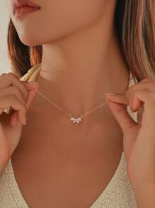 1 件皇冠花朵吊坠项链 - 榄尖形 CZ 簇镶于弧形金链上，优雅的花卉个性女士珠宝