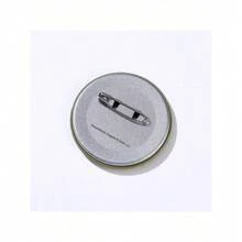 Universal Pictures 《驯龙高手》系列徽章胸针、官方授权商品、包包挂饰、胸针别针、男女通用学生背包徽章、配饰、动漫金属徽章、送给朋友、家人、老师、同学的有趣礼物 - Badge Brooch - B - 查看 3