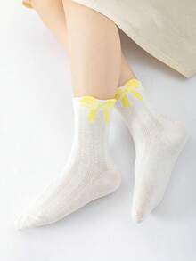 4 đôi tất trẻ em cổ ngắn với nơ 3D nhiều màu sắc, tất trắng dài đến bắp chân, thích hợp mặc đi học, dễ thương và vui nhộn, thể thao và chạy bộ, kiểu công chúa ngọt ngào, phù hợp cho mùa xuân, hè, thu và đông, món quà đáng yêu cho bé gái, phù hợp cho bé từ 1-12 tuổi, màu ngẫu nhiên. - Nhiều màu - Xem 9