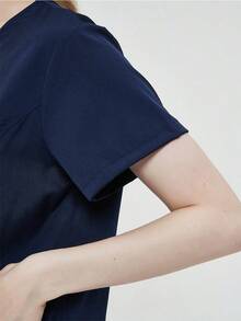 Conjunto de 2 Piezas Uniforme Quirúrgico Anti Fluidos Dama Excelente Calidad, Mujer Uniforme Medico, Conjunto Quirúrgico Filipina Pantalon, Pijama Uniforme Antifluidos Mujer - Azul Marino - Ver 9