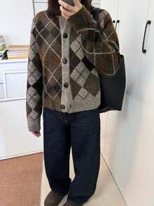 山茶花女装秋冬新款菱格纹长袖单排扣休闲开衫 - 棕色 - 查看 2