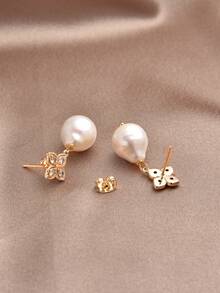 1 Pair 18K Gold Plated Natural Pearl Teardrop Four-Leaf Clover Earrings, Suitable For Women's Daily, Evening Party, Holiday Wear, Gift For Her - White - View 4