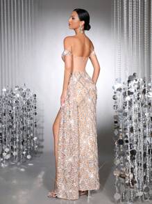 奢华闪亮厚水晶钻石亮片透视网纱长裙，单肩领口设计，性感紧身剪裁，适合婚礼伴娘礼服、女士明星正式晚宴、节日派对等场合。