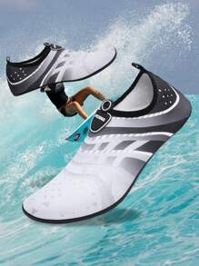 新款男士水鞋；赤脚水袜；新款、男女通用水鞋、沙滩鞋、瑜伽鞋、凉鞋、户外游泳鞋、潜水鞋、防滑轻便涉水鞋浮潜鞋