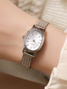 LIANDU Vintage Silver-Tone Women's Quartz Watch - Chic Oval Stainless Steel Bracelet With Analog Display, Perfect For Everyday Wear, Birthday Gifts, Parties, Holiday Gatherings, And As The Ideal Gift For Yourself Or Friends - 銀色 - 查看 3