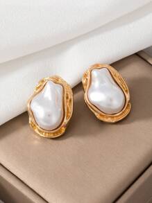 1 Pair Fashionable High-End Baroque Asymmetrical Pearl Stud Earrings, Elegant And Suitable For Beach, Daily Wear, Banquets And Various Occasions