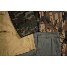 Knee Length Classic Fit Multi Pocket-V1-NNAMA Valentine's Day PHKY - 隱藏式按扣口袋 - 橄欖迷彩 - 查看 2