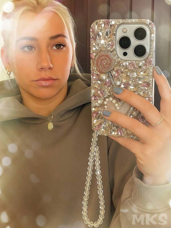Luxury Fashion Rhinestone Pink Metal Glitter & Faux Pearl Heart Shockproof Phone Case Compatible With IPhone 16 Pro Max, 15 Plus, Galaxy S Series