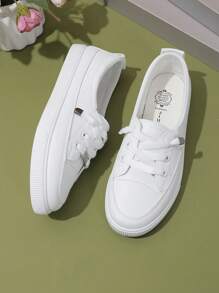 1双舒适皮革女式百搭休闲运动户外鞋