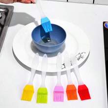 Household Baking & BBQ Silicone Brush - Pastry Basting Brush For Cake, Bread, Pancake, Grilling - Multicolor - View 2