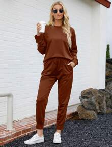 Lounge Sets For Women Two Piece Travel Outfits Sweatsuits 2 Piece Fashion 2025 Pajamas Fall Clothes For Women Halloween Christmas New Year