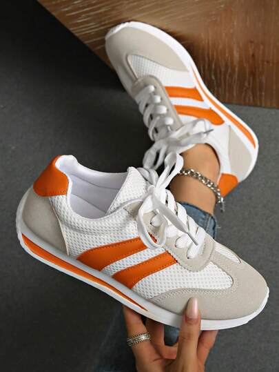 أحذية رياضية كاجوال للنساء، أحذية مريحة مسطحة مانعة للانزلاق وقابلة للتنفس، أحذية خفيفة الوزن للجري ذات قاع ناعم، أحذية رياضية بيضاء متعددة الاستخدامات