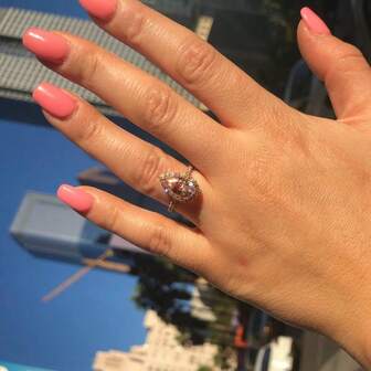 Luxurious And Exquisite Rose Golden Plated Pear Synthetic Shiny Zirconia Wedding Engagement Ring For Women, Perfect Gift For Women's Birthday, Christmas And Anniversary Friends