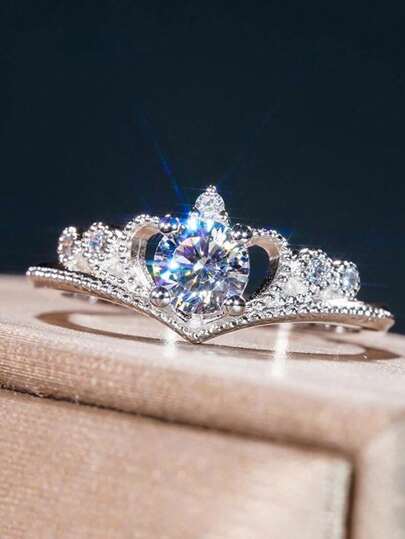 1pc Fashionable Luxurious Crown Ring, Inlaid With Shiny Cubic Zirconia, Suitable For Women To Wear On Weddings And Festivals