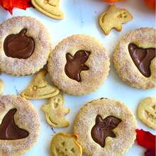 Bộ 9 khuôn dập hình mặt trăng, hình trái tim, dùng làm bánh quy kẹp mứt, dụng cụ làm bánh cho tiệc ngày lễ, trang trí sinh nhật Halloween, Giáng sinh, Ngày lễ tình nhân, Lễ Phục sinh kèm dụng cụ nhà bếp hình tròn hình hoa - Bạc - Xem 11