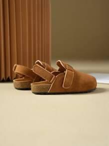 2025年秋季新款儿童平底鞋，圆头经典时尚钩环设计 - 棕色 - 查看 4