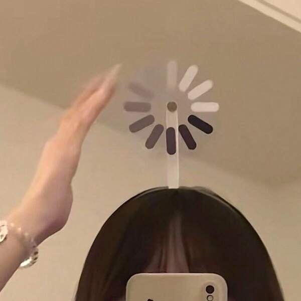 "Gehirn wird geladen!" Drehbares Stirnband, lustiger Spaßartikel für Partys, Neuheit-Spielzeug für Singles