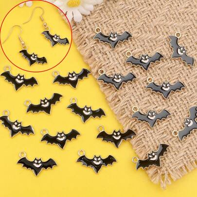 Black Enamel Bat Shaped Pendant, Halloween Themed Charm & Chain Jewelry, Women's Fashion Accessory, For DIY Beach Vacation Anklet Bracelet Necklace Earrings Keychain Backpack Chain Friendship Chain Phone Chain Back To School Christmas Thanksgiving Halloween Gift Party Holiday Craft Supplies