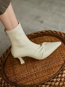 Fall/Winter 2025 Women's Fashion Twist Square Heel Versatile Comfortable High Heel Boots - Beige - View 6