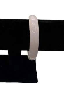 1 件内径 62 毫米樱桃红石英玛瑙手镯，高透明度简约树脂手链适合女性日常佩戴和聚会（固定尺寸，谨慎购买）