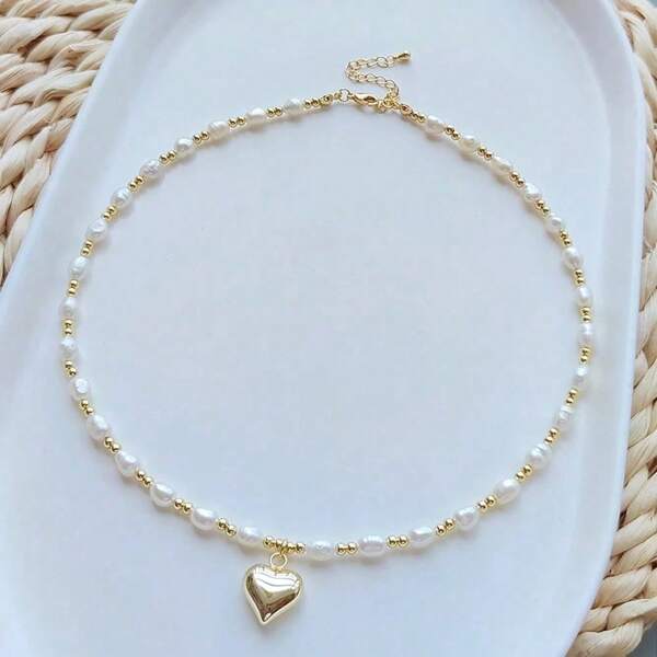 Natural Fresh Water Pearl Necklace Female Love Pendant Europe And The United States High Sense Simple Necklace Joker Beaded Clavicle Chain Female.