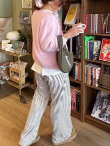春秋新款百搭单排扣短款粉色开衫 - 女士休闲纯色圆领长袖单排扣短款开衫 百搭必备，轻松打造造型，适合日常休闲穿着，非常适合约会和通勤 - 粉色 - 查看 5