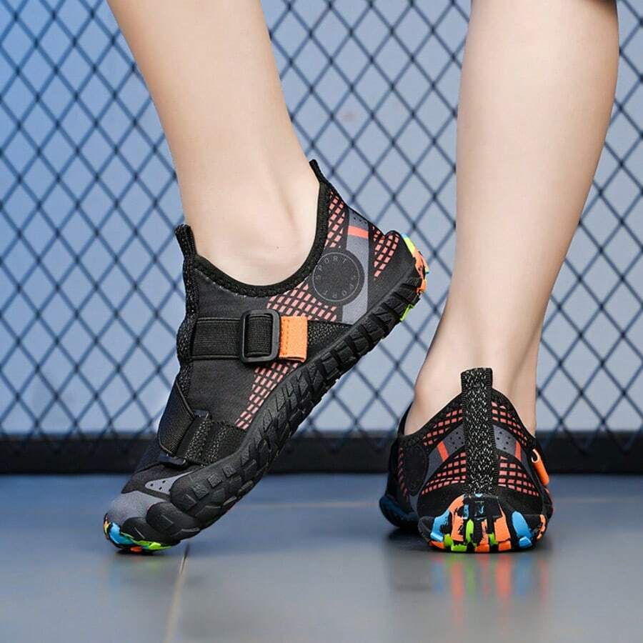 Chaussures d'eau respirantes, réglables et légères, unisexes, convenant aux activités extérieures, à la plage et à la randonnée