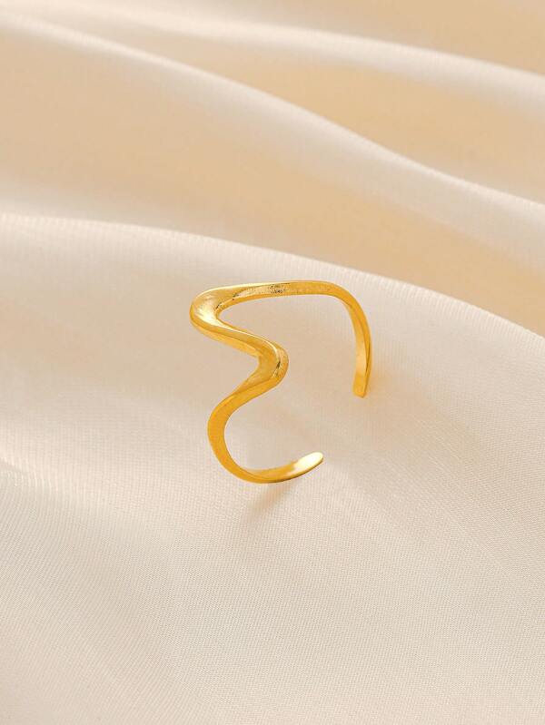 Structured Cuff Ring
