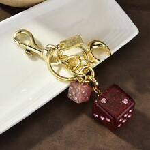 1 Pc New Good Luck Dice Keychain String, Two-Color Dice Flash Pink Resin Keychain, Fashionable Bag Keychain Accessory As Exquisite Gift