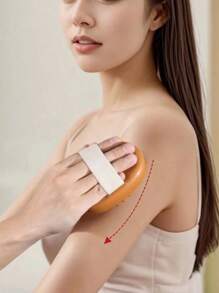 1 件手持仿木头皮和身体按摩器梳子，圆形木质按摩刷，防滑柔性手柄，仿木头部按摩刷，天然穴位经络治疗刷，用于头部放松，放松和缓解压力，抗脂肪塑身，精油水疗和缓解肌肉疼痛，便携式日常用木梳，光滑经络刷，适合健康按摩的全身按摩器