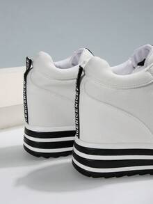 Fall/Winter Women's Platform Sneakers, Casual Lace-Up Elevator Skate Shoes, Versatile & Fashionable - White - View 3