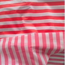 قطعة واحدة من بساط نزهات قابل للتخلص منه مقاوم للماء مزخرف بخطوط، بساط أرضي محمول للشاطئ والتخييم في الهواء الطلق