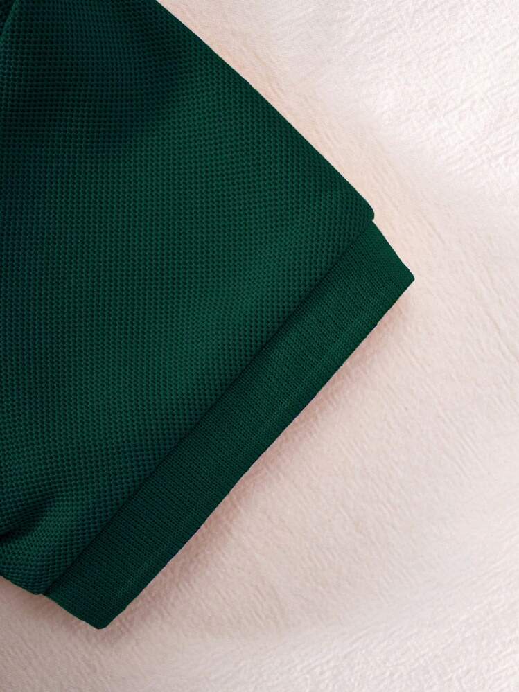 قميص بولو بأكمام قصيرة أحمر كلاسيكي أحادي اللون للأطفال الصغار والأولاد، مناسب للخروجات اليومية والتجمعات والمناسبات - أخضر - مشاهدة 6