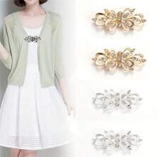 1 Pair/2 Pairs/3 Pairs/4 Pairs/6 Pairs Solid Color Rhinestone Clip-On Elegant Cardigan Shawl Cloak Collar Clip Suitable For Shawl, Bridal Cheongsam, Hanfu And More - Multicolor - View 16