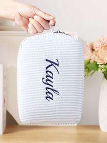 个性化伴娘礼物、新娘派对礼物、化妆包、定制化妆包、旅行化妆包、圣诞礼物、女士礼物、个性化文字、带名字的个性化化妆包、定制化妆包收纳袋、字母组合化妆包、伴娘包、女士盥洗用品化妆品收纳袋、母亲节礼物、伴娘礼物、生日礼物、化妆师收纳袋 - 彩色 - 查看 3