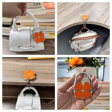 1pc Elegant Four-Leaf Clover White Foldable Handbag Hook - Fashionable Aluminum Alloy Wallet Desktop Hanger With Heart-Shaped Floral Decor, Stylish Metal Bag Stand Suitable For Fashion Accessory Lovers - Multicolor - View 5