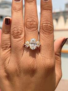 1pc Luxury Oval Cut Synthetic Zirconia Anniversary Ring, Elegant & Beautiful Symbol, Shiny Oval Women's Engagement/Wedding Ring - Anniversary Gift - Matches Daily Outfit, Perfect Gift For Sweetheart