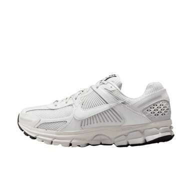 Nike Tenis casuales para mujer Zoom Vomero 5, minimalistas y prácticos, multifuncionales FQ7079-100
