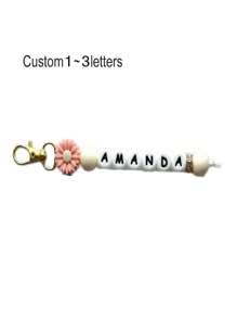 1 pieza Llavero de silicona con margarita personalizada, hebilla con nombre personalizado, regalo conmemorativo, regalo de Año Nuevo (personalizable de 1 a 3/4 a 6/7 a 9/10 a 12 caracteres)