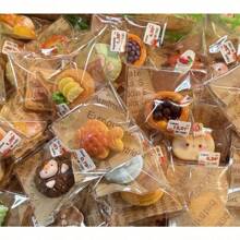 Simulation Mini Bread Cake Dessert Food Game Miniature Creative Model Play House Small Food Ornament 1 Pcs