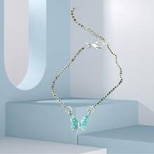 Collar con mariposa que brilla en la oscuridad - Diseñado con una mariposa azul luminosa, elegante pulsera para mujeres, estilo naturaleza cadena de clavícula Aurora