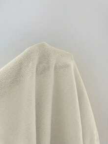 FOR BEAUTY 春夏新款白色V领纽扣短袖宽松针织开衫，适合女士休闲度假穿着，露肩设计，白色上衣，新年必备单品 - 白色 - 查看 10