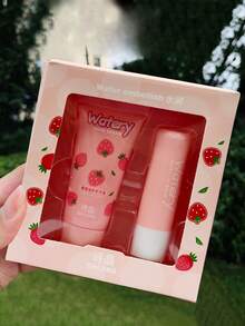 مجموعة العناية بالجسم المكونة من قطعتين، تشمل كريم اليد ذو رائحة الفراولة وبلسم الشفاه، لإصلاح البشرة الجافة والمتشققة وتغذيتها، مجموعة مكونة من كريم اليد المرطب وبلسم الشفاه، مناسبة لجميع الفصول - متعدد الألوان - مشاهدة 9
