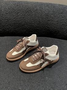 Women's Casual Sneakers, Retro Flat Buckle Design, Low-Top Lace-Up Trainers, Suitable For Daily Wear, All Seasons