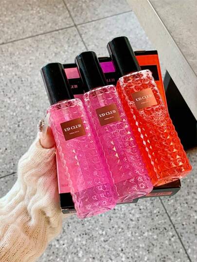 2 PIEZAS/1 PIEZA-UD CLUB Perfume con remache de 30ml, 3 aromas diferentes: de larga duración, natural y fresco, encantador. Ambientador portátil en aerosol, adecuado para fiestas, regalo de cumpleaños para la novia, ambientador interior brasileño, edición limitada, difusor de aroma interior y exterior, aroma multicapa, de larga duración y natural y fresco