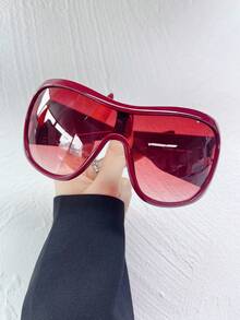1pc Large Frame Wrapped Glasses Personalized Outdoor Sunscreen Y2K One-Piece Fashionable Glasses And Versatile Street Photography Cool Men's And Women's Glasses Suitable For Daily Wear Street Photography Outdoor Cycling Vacation Travel Summer Beach Accessories Women's Accessories Wraparound Shape Shades - 酒紅色框紅片 - 查看 4