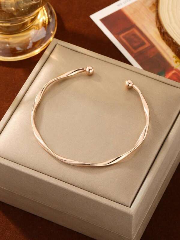 1pc Twisted Bangle Bracelet, Minimalist Design, Suitable For Daily Wear And Parties