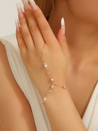 1 Stück minimalistischer Fingerring-Armband mit Kunstperlen und Kristallen, elegantes Accessoire für Frauen zu Hochzeiten und Partys