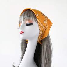 这款多功能围巾/头巾/领巾采用涤纶材质，饰有腰果花图案，适合嘻哈、街舞、欧美风格以及户外活动等场合。 - 彩色 - 查看 5